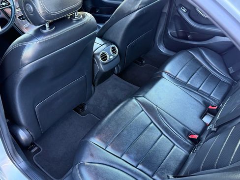 Used 2019 Mercedes-Benz C 300 4MATIC Sedan image 25
