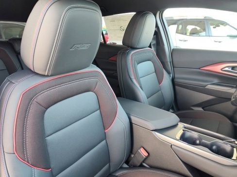 New 2025 Chevrolet Equinox EV RS image 26