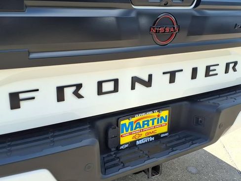 Used 2026 Nissan Frontier Pro-X w/ Pro-X Convenience Package RWD image 12