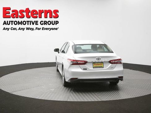 Used 2019 Toyota Camry XLE w/ Carpet Mat Package FWD image 37