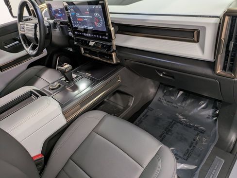Used 2024 GMC Hummer EV 3X w/ Extreme Off-Road Package image 29