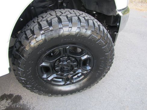 Used 2025 Ford F250 XLT w/ FX4 Off-Road Package AWD/4WD image 25