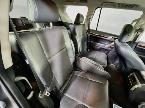 Used 2017 Lexus GX 460 Luxury AWD/4WD image 28