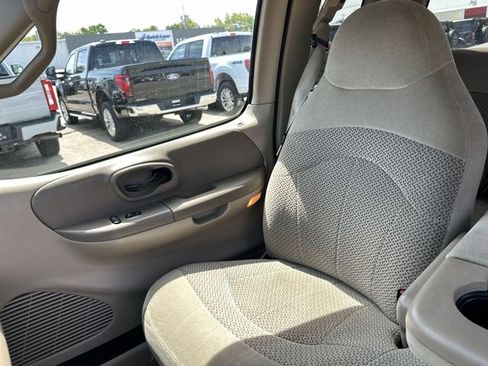 Used 2000 Ford F150 XLT RWD image 24