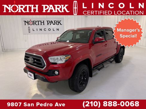 Used 2021 Toyota Tacoma SR5 w/ Technology Package AWD/4WD image 1