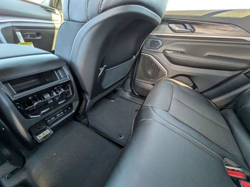 New 2026 Jeep Grand Cherokee Limited image 30