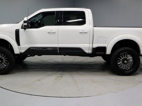 Used 2024 Ford F250 Lariat w/ Lariat Ultimate Package image 11