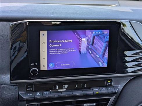 Used 2025 Toyota Camry LE image 17