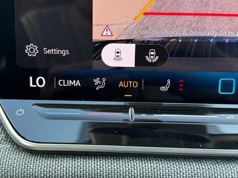 New 2025 Volkswagen Tiguan S image 12