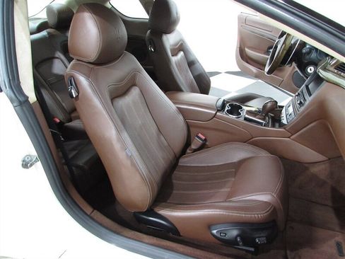 Used 2010 Maserati GranTurismo S image 65