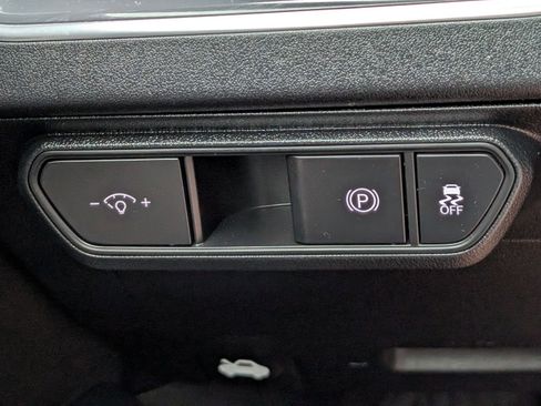 Used 2025 Kia K4 GT-Line w/ GT-Line Premium Package image 23