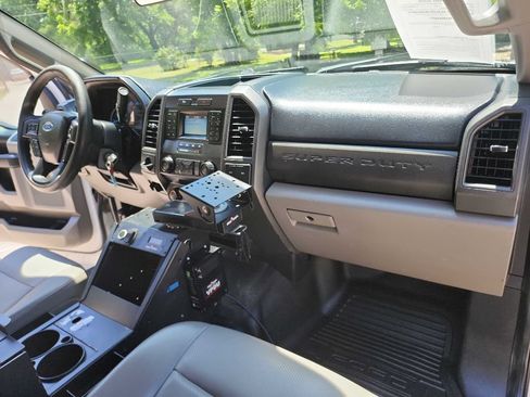 Used 2020 Ford F250 XL w/ Power Equipment Group RWD image 35