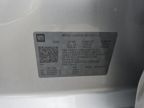 Used 2022 Chevrolet Silverado 1500 LTZ AWD/4WD image 41