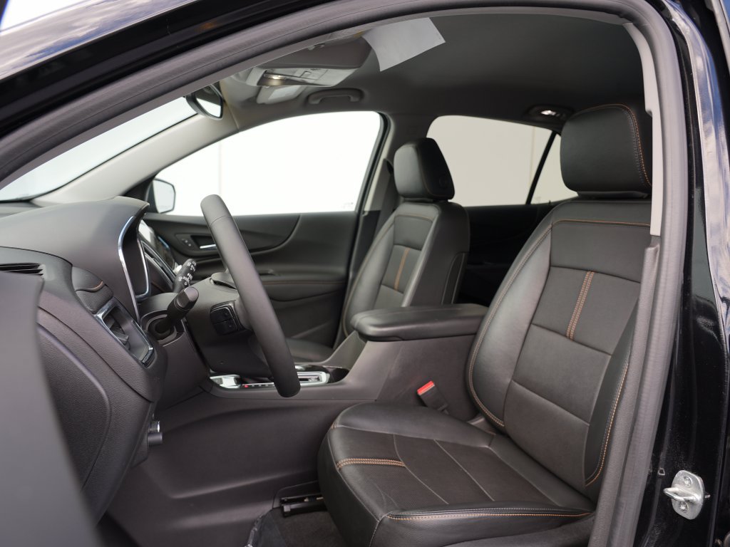 Certified 2024 Chevrolet Equinox Premier AWD/4WD image 13