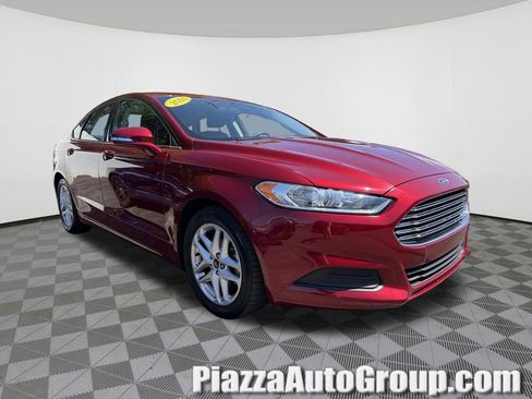 Used 2014 Ford Fusion SE FWD image 1