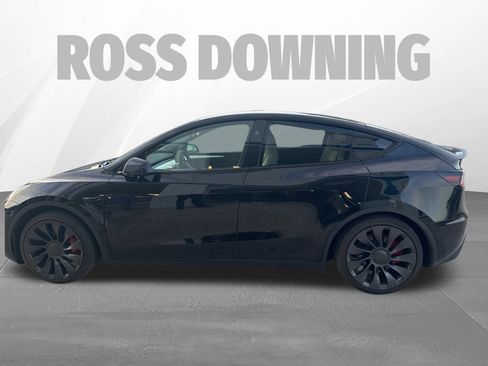 Used 2024 Tesla Model Y Performance image 2