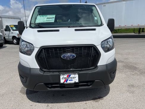 New 2023 Ford Transit 150 Low Roof RWD image 27