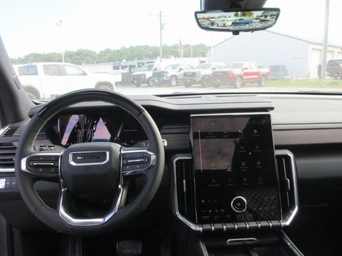 New 2026 GMC Acadia Denali w/ Super Cruise Package AWD/4WD image 18