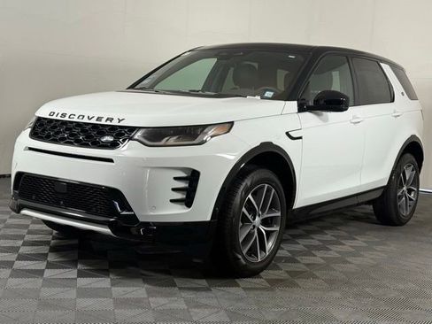 New 2025 Land Rover Discovery Sport Dynamic SE image 3