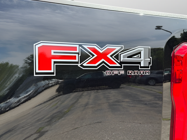New 2026 Ford F250 XL w/ FX4 Off-Road Package AWD/4WD image 16