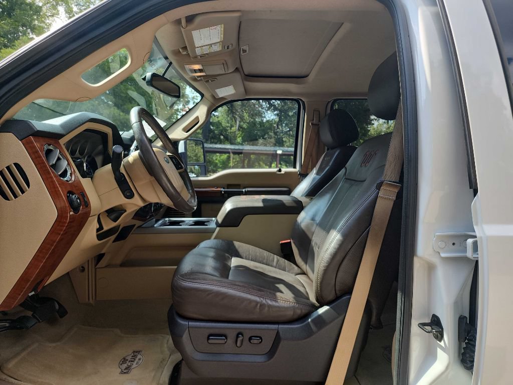Used 2016 Ford F250 King Ranch w/ FX4 Off-Road Package AWD/4WD image 22
