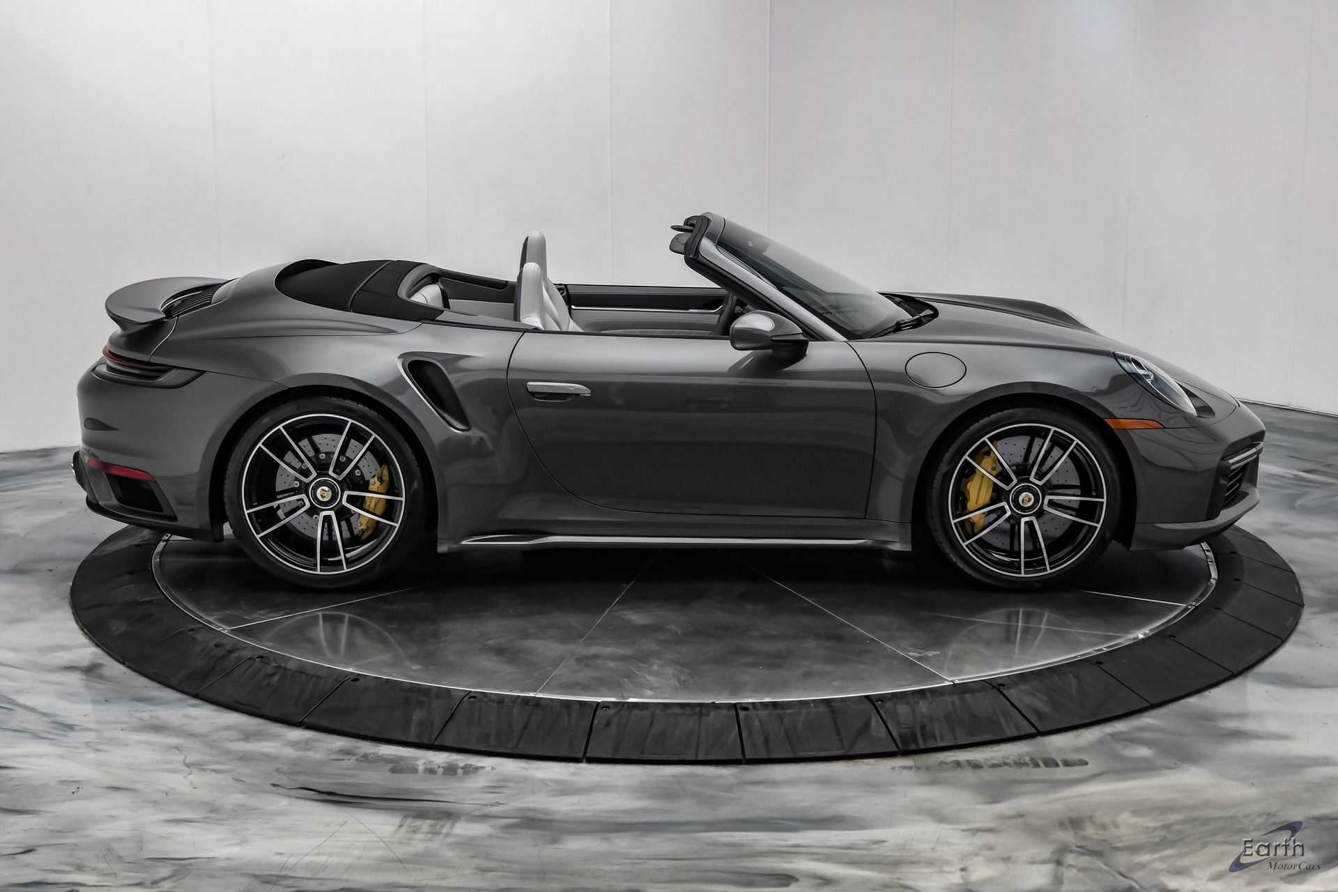 Used 2024 Porsche 911 Turbo S AWD/4WD image 26
