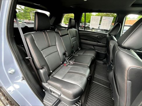 Used 2025 Honda Passport TrailSport image 29