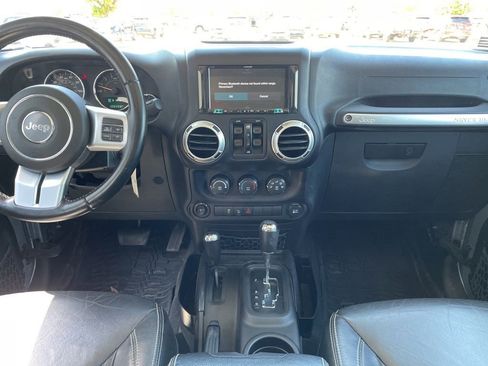 Used 2015 Jeep Wrangler Unlimited Sport AWD/4WD image 11
