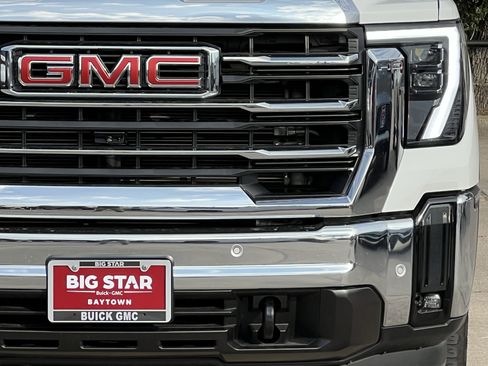 Used 2025 GMC Sierra 2500 SLT w/ Texas SLT Premium Package image 7