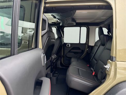 New 2026 Jeep Wrangler Unlimited Rubicon w/ Safety Group image 18