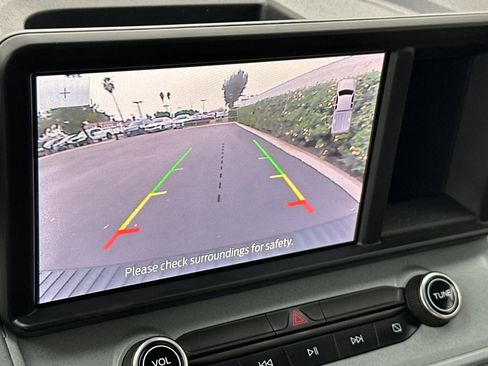 Used 2022 Ford Maverick Lariat w/ Lariat Luxury Package image 18