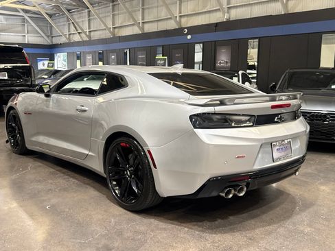 Used 2018 Chevrolet Camaro SS w/ Redline Edition RWD image 12
