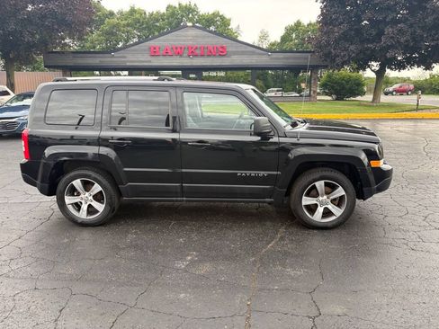 Used 2016 Jeep Patriot 4WD image 4