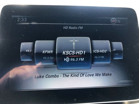 Used 2019 Mercedes-Benz GLS 450 4MATIC image 32