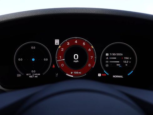 Used 2025 Porsche 911 Carrera T RWD image 51