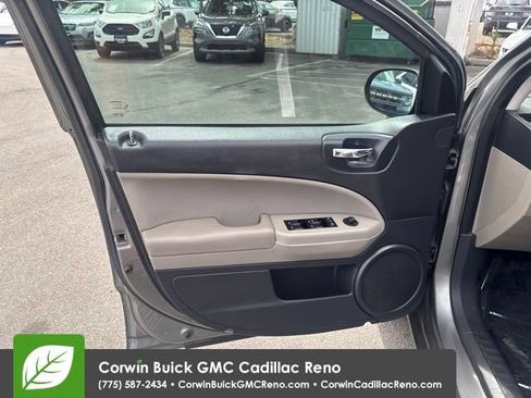 Used 2012 Dodge Caliber SXT FWD image 13