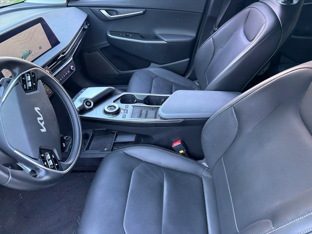 Used 2023 Kia EV6 Wind RWD image 10