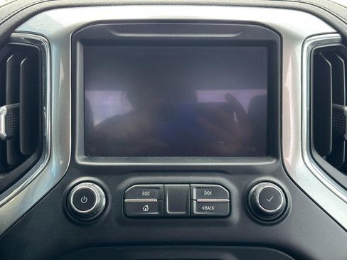 Used 2021 Chevrolet Silverado 1500 LT image 13