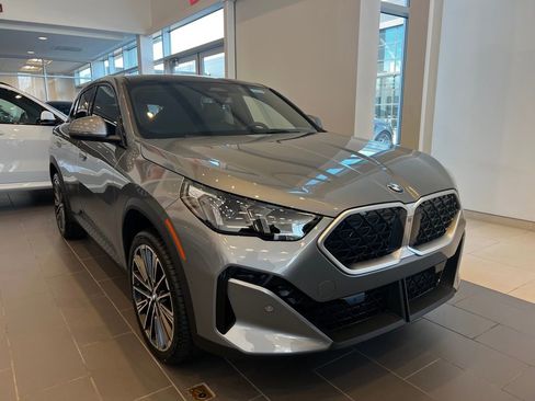 New 2026 BMW X2 xDrive28i w/ Convenience Package image 3
