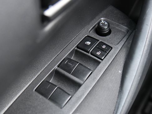 Used 2024 Toyota Corolla LE image 33