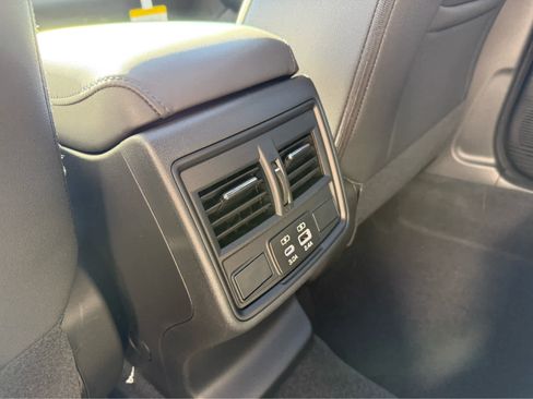 New 2026 Subaru Outback Premium image 19