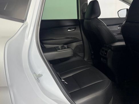 Used 2025 Nissan Murano SV FWD image 30
