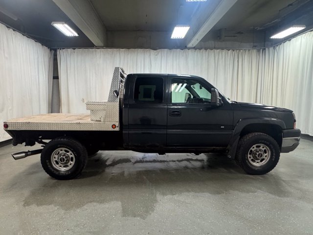 Used 2004 Chevrolet Silverado 2500 LS AWD/4WD image 3