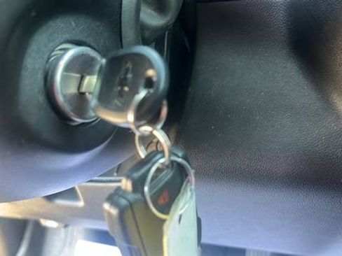 Used 2022 Chevrolet Silverado 2500 Custom w/ Custom Value Package image 31