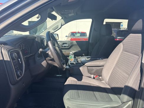 Used 2021 Chevrolet Silverado 1500 RST image 7