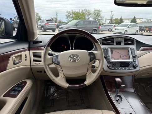 Used 2011 Toyota Avalon Limited FWD image 14