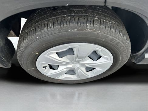 Used 2023 Subaru Forester image 9