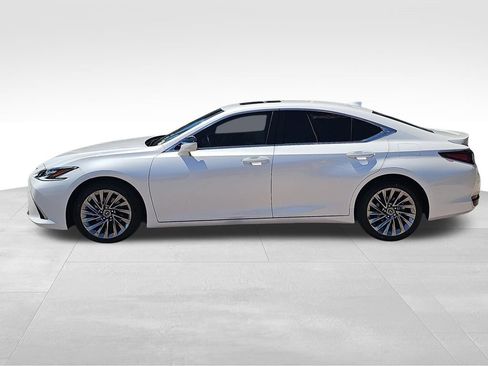 Used 2025 Lexus ES 300h w/ Accessory Package (Z1) FWD image 6