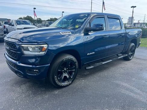 Used 2023 RAM 1500 Big Horn AWD/4WD image 3