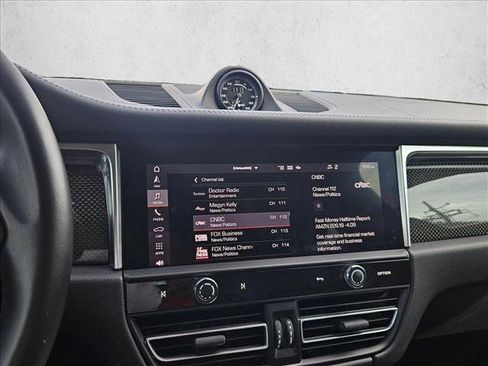Used 2022 Porsche Macan S image 20